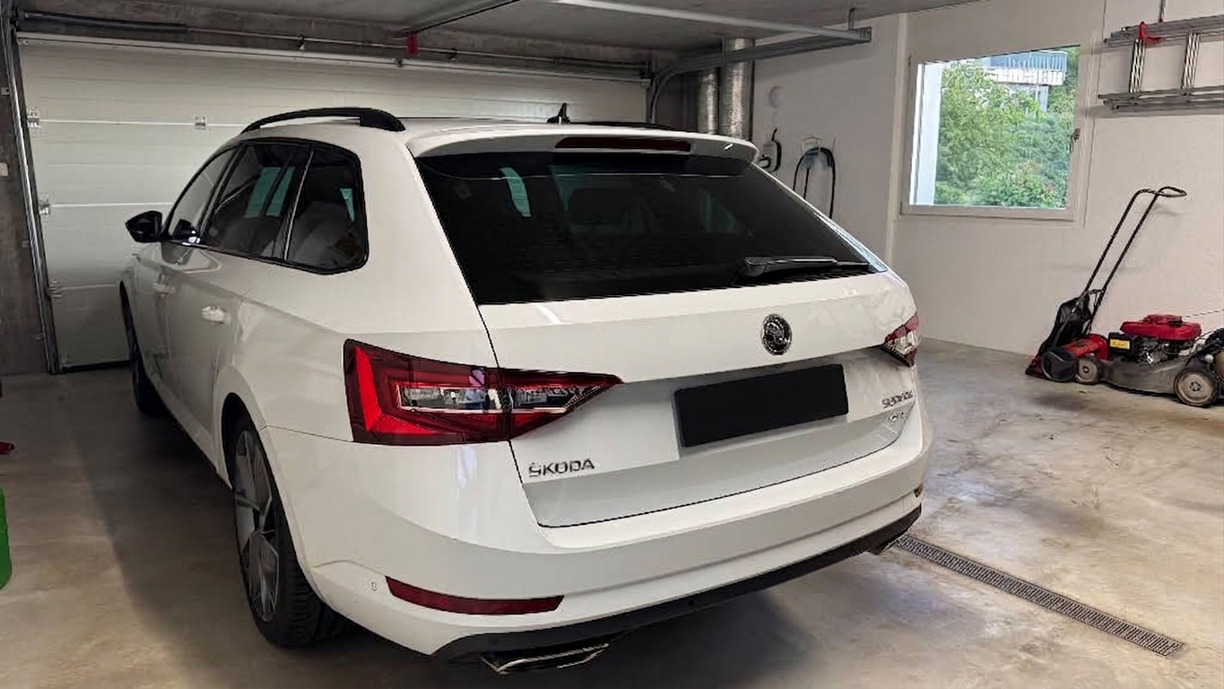 SKODA 2.0 TSI 280 SportLine+ 4x4 DSG-image-3