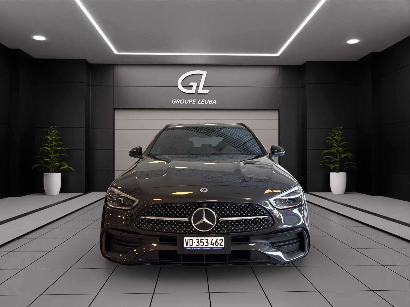 MERCEDES-BENZ C 220 d T 4 Matic-image-1