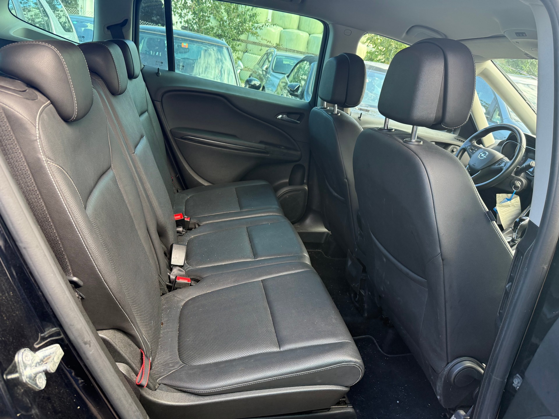 OPEL Zafira 1.6i 16V Turbo Enjoy Automatic-image-9