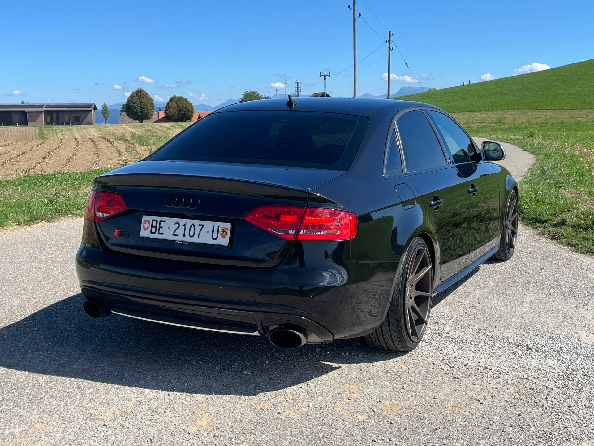 AUDI S4 Limousine 3.0 TFSI quattro S-tronic-image-2