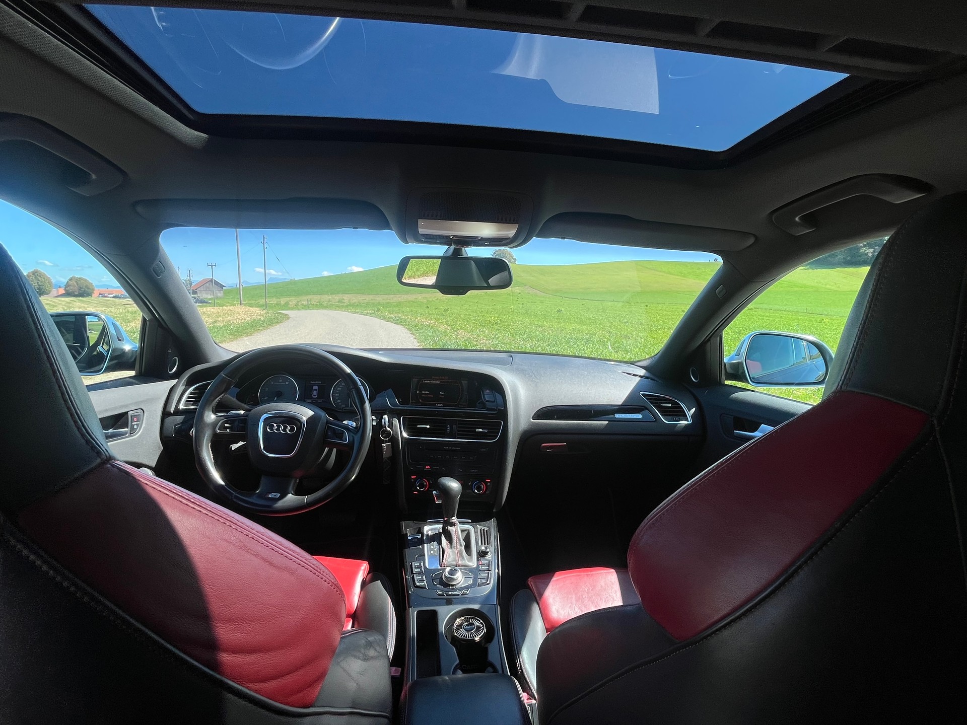 AUDI S4 Limousine 3.0 TFSI quattro S-tronic-image-8