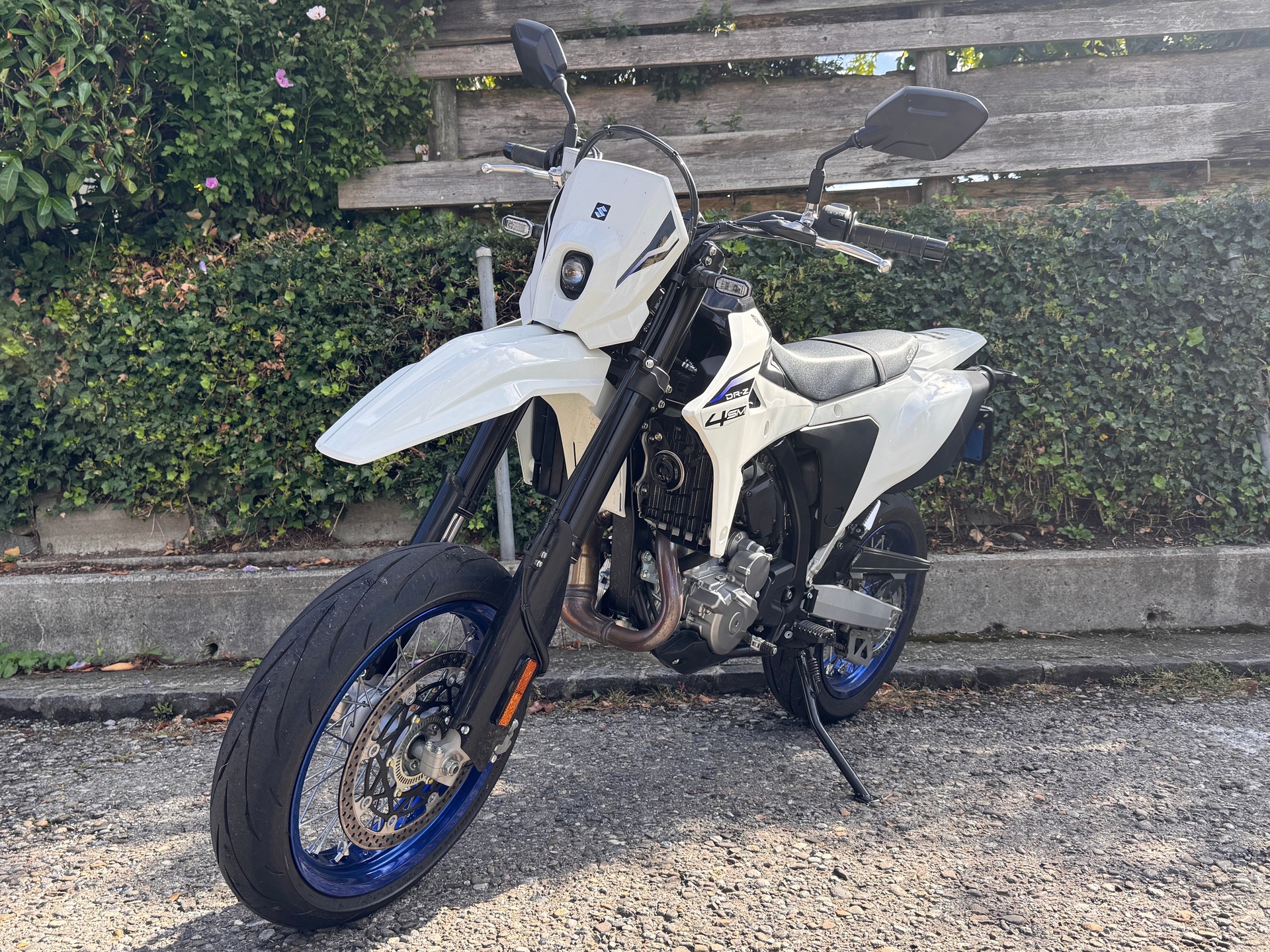 SUZUKI DR-Z 400 SM-showroom-element-1