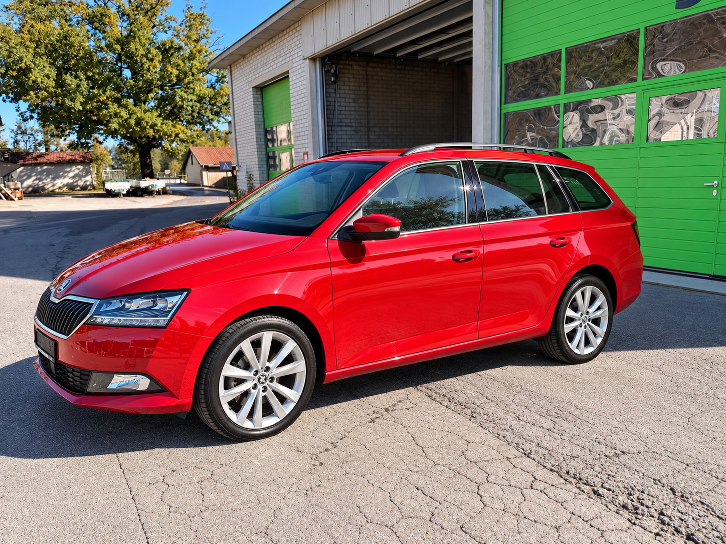 SKODA Fabia Combi 1.0 TSI Monte Carlo DSG-image-1