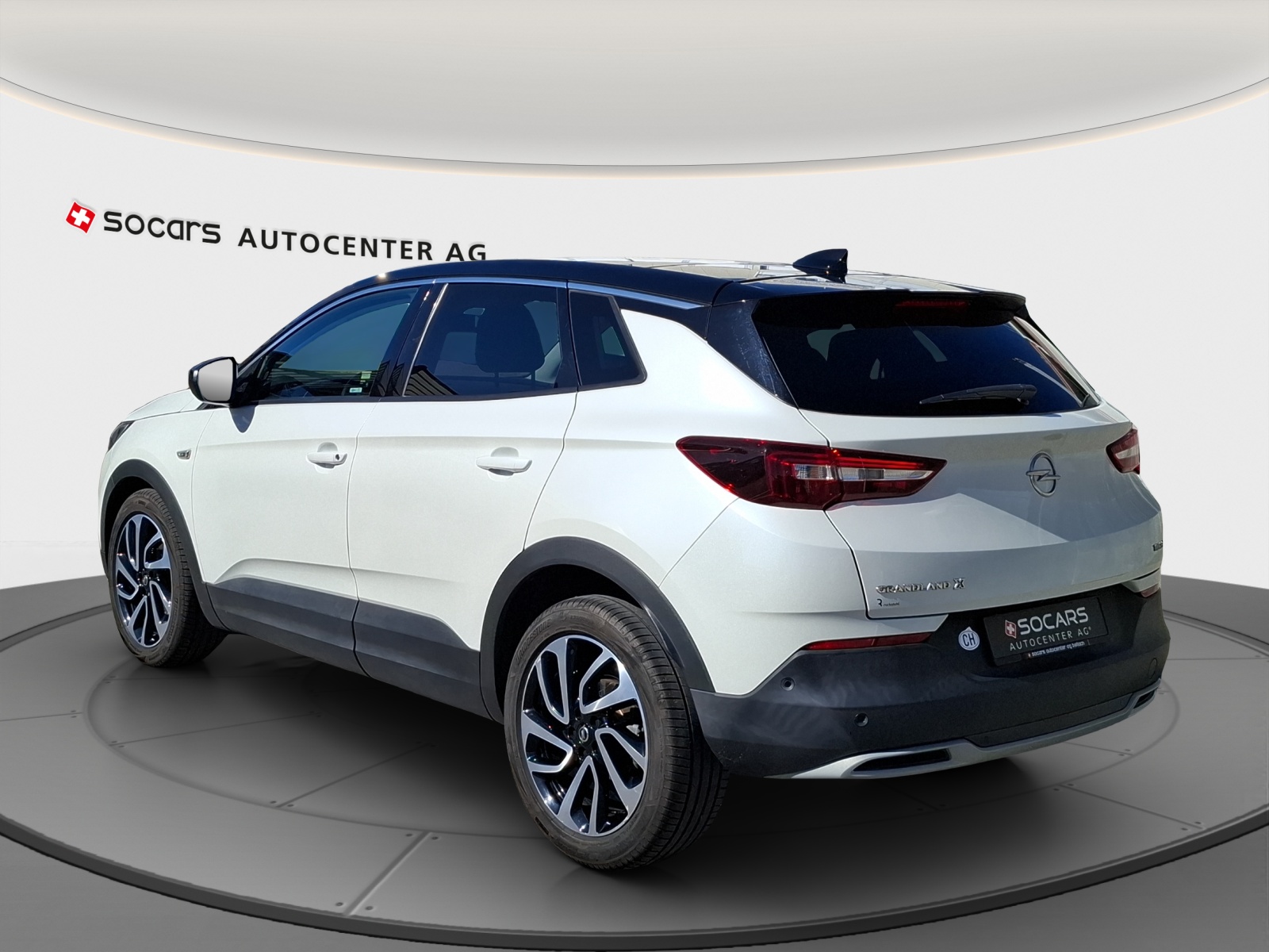 OPEL Grandland X 1.2i TP Ultimate Automatik // PANORAMA-image-4
