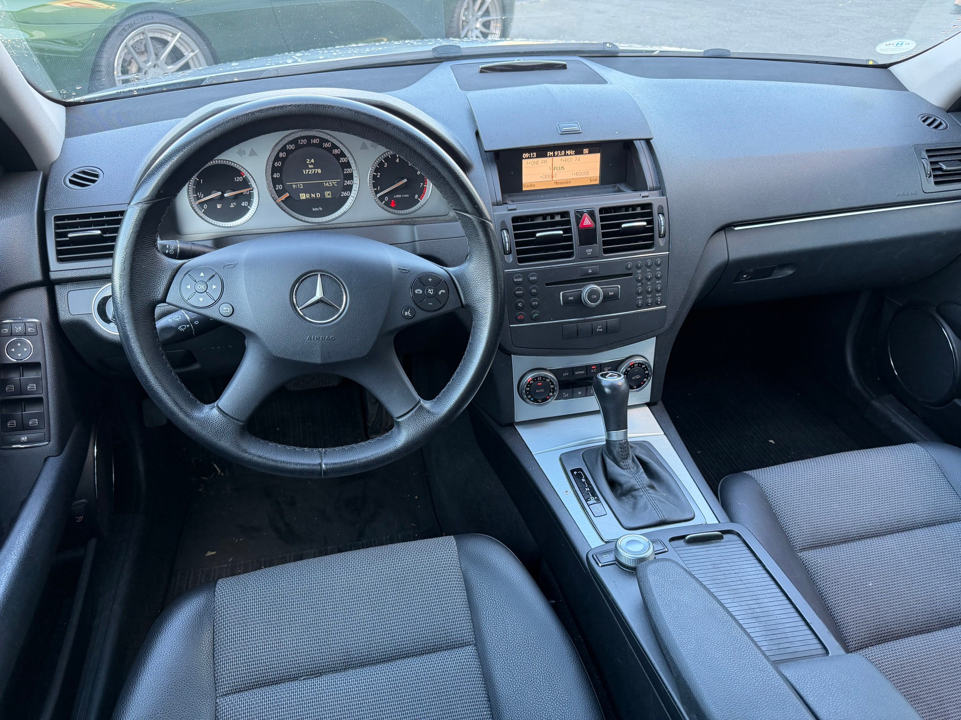 MERCEDES-BENZ C 350 Avantgarde 4Matic 7G-Tronic-image-4