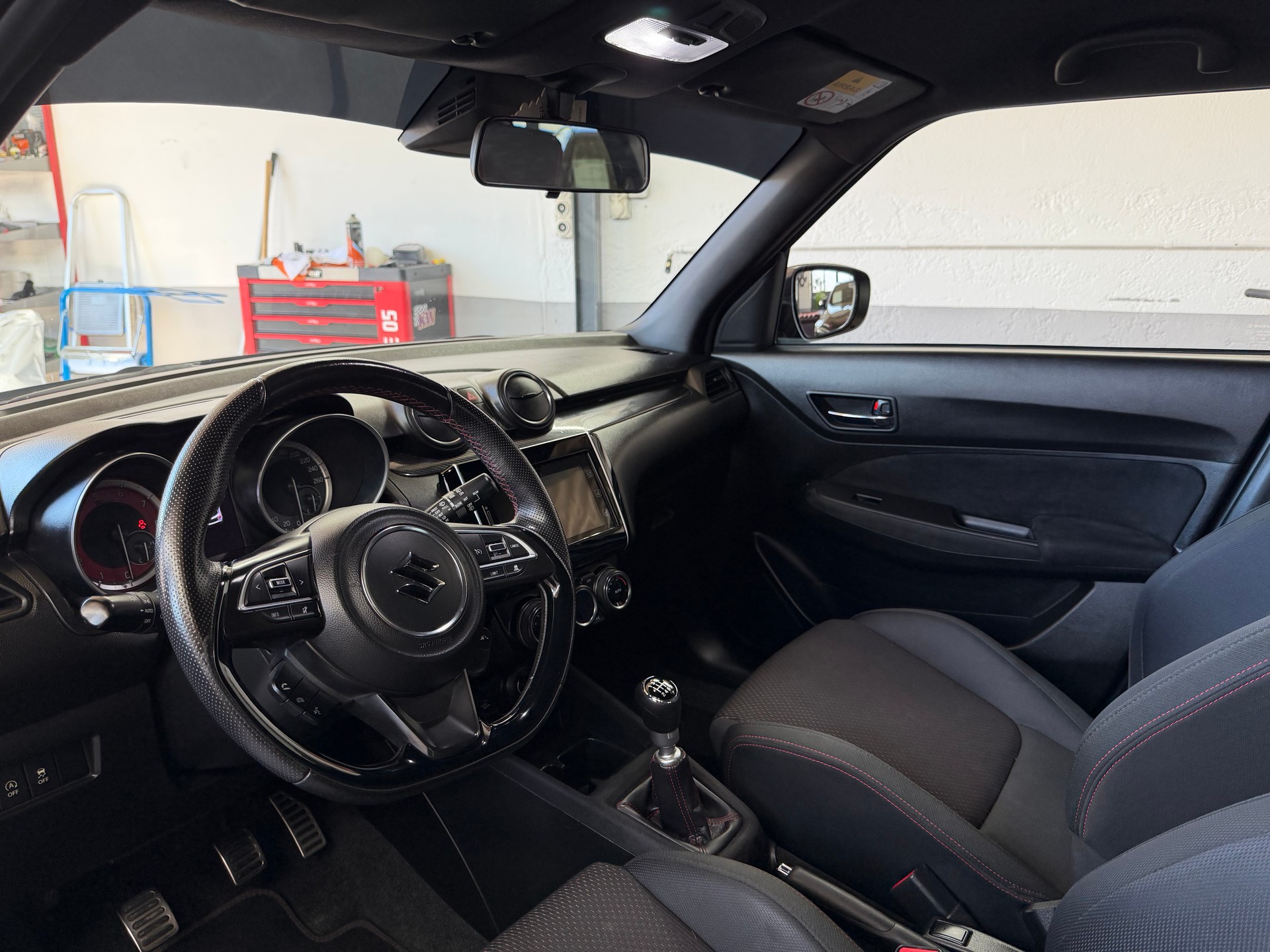 SUZUKI Swift Sport 1.4i 16V Compact Top-image-9