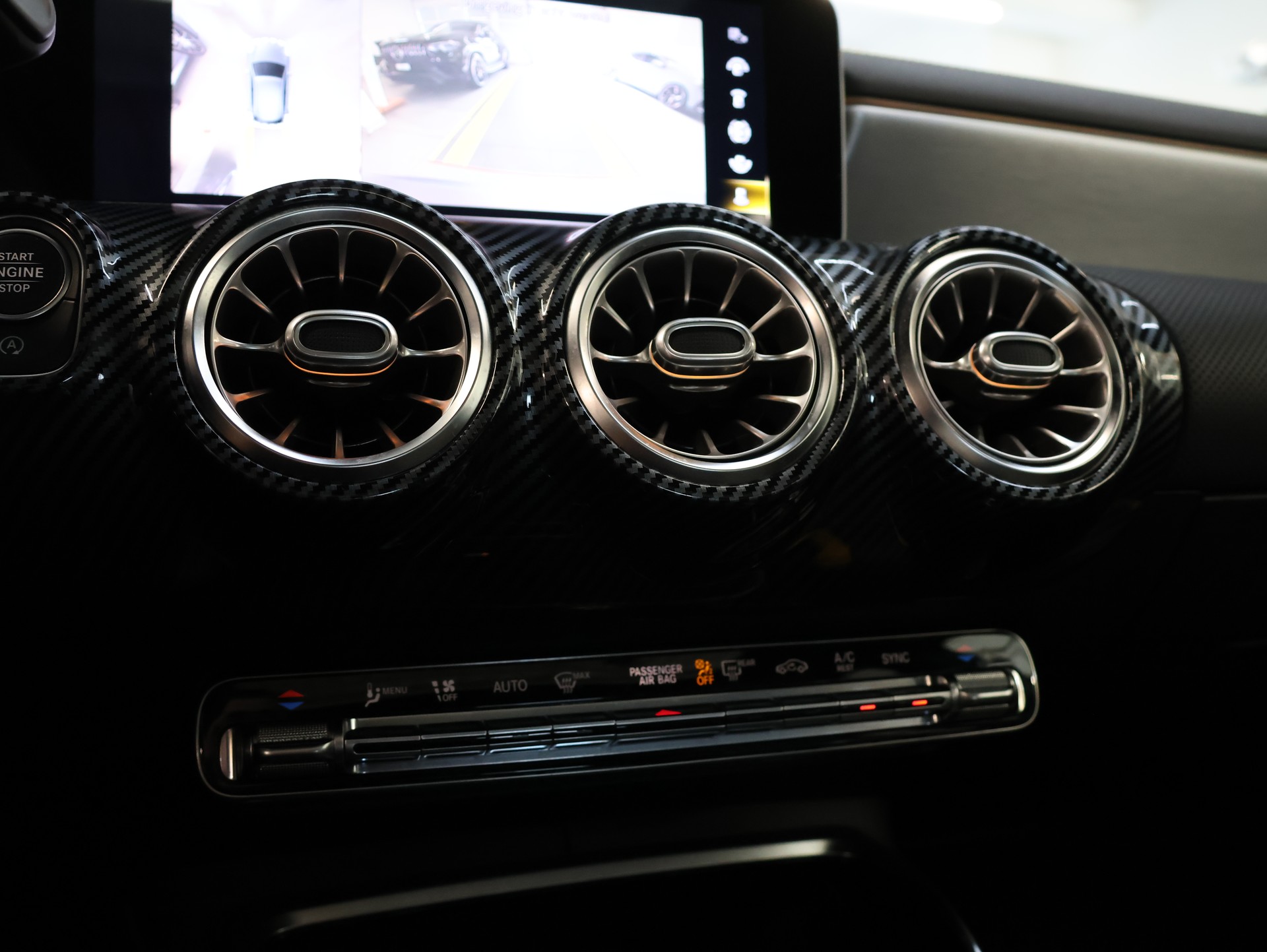 MERCEDES-BENZ A 45 S AMG 4Matic+ Speedshift *DESIGNO-MAGNO*-image-34