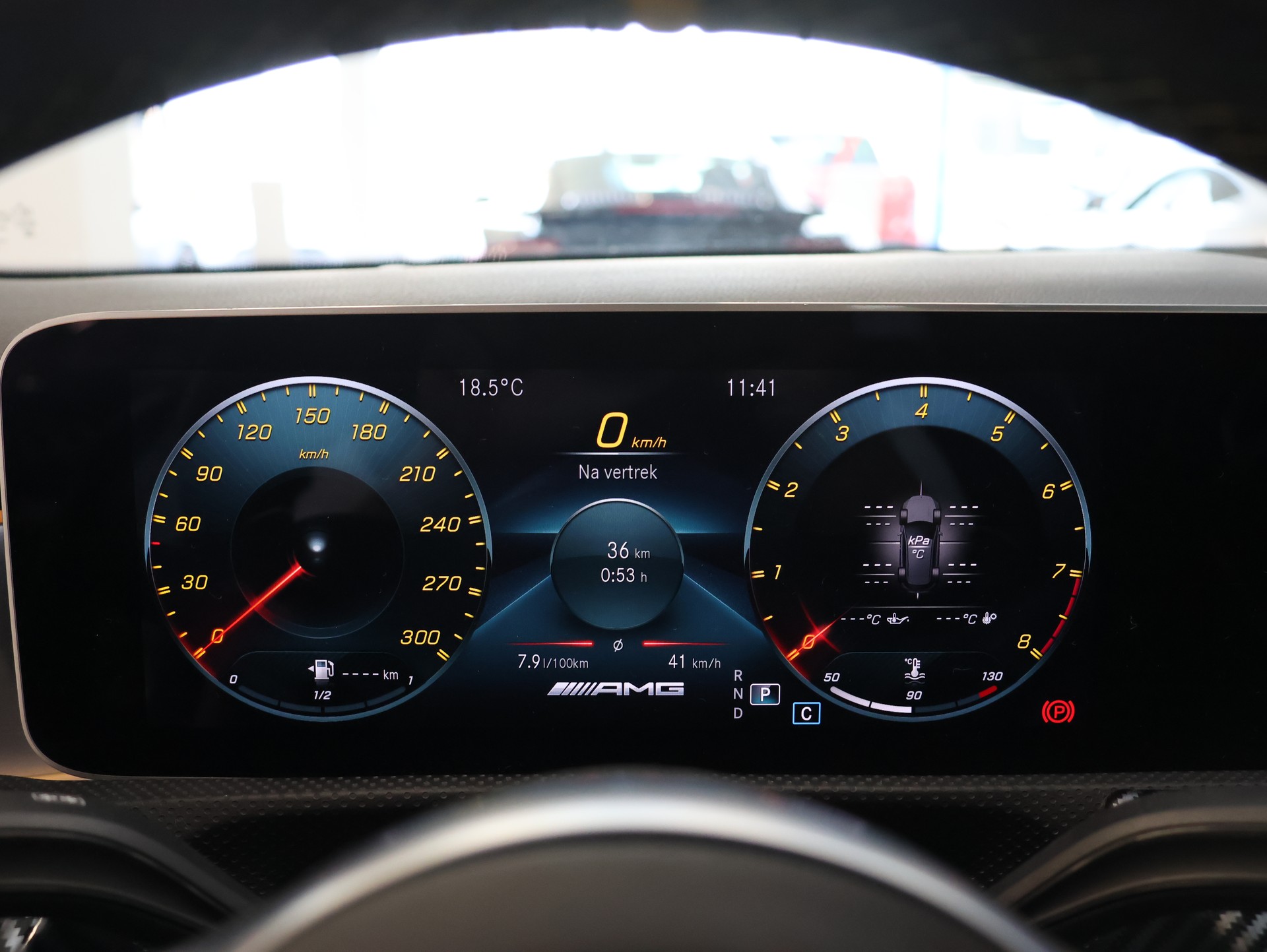 MERCEDES-BENZ A 45 S AMG 4Matic+ Speedshift *DESIGNO-MAGNO*-image-29
