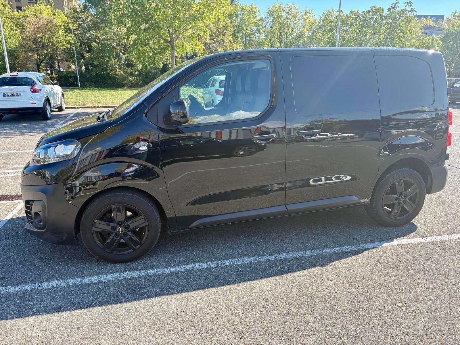CITROEN Jumpy 2.0 BlueHDi 120 XS Komfort-image-2