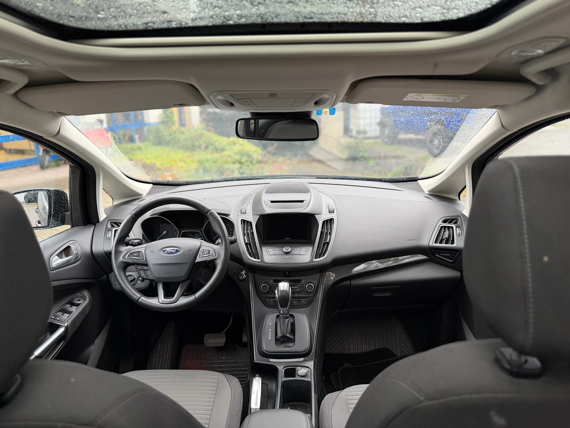 FORD Grand C-Max 1.5 SCTi Titanium X-image-12