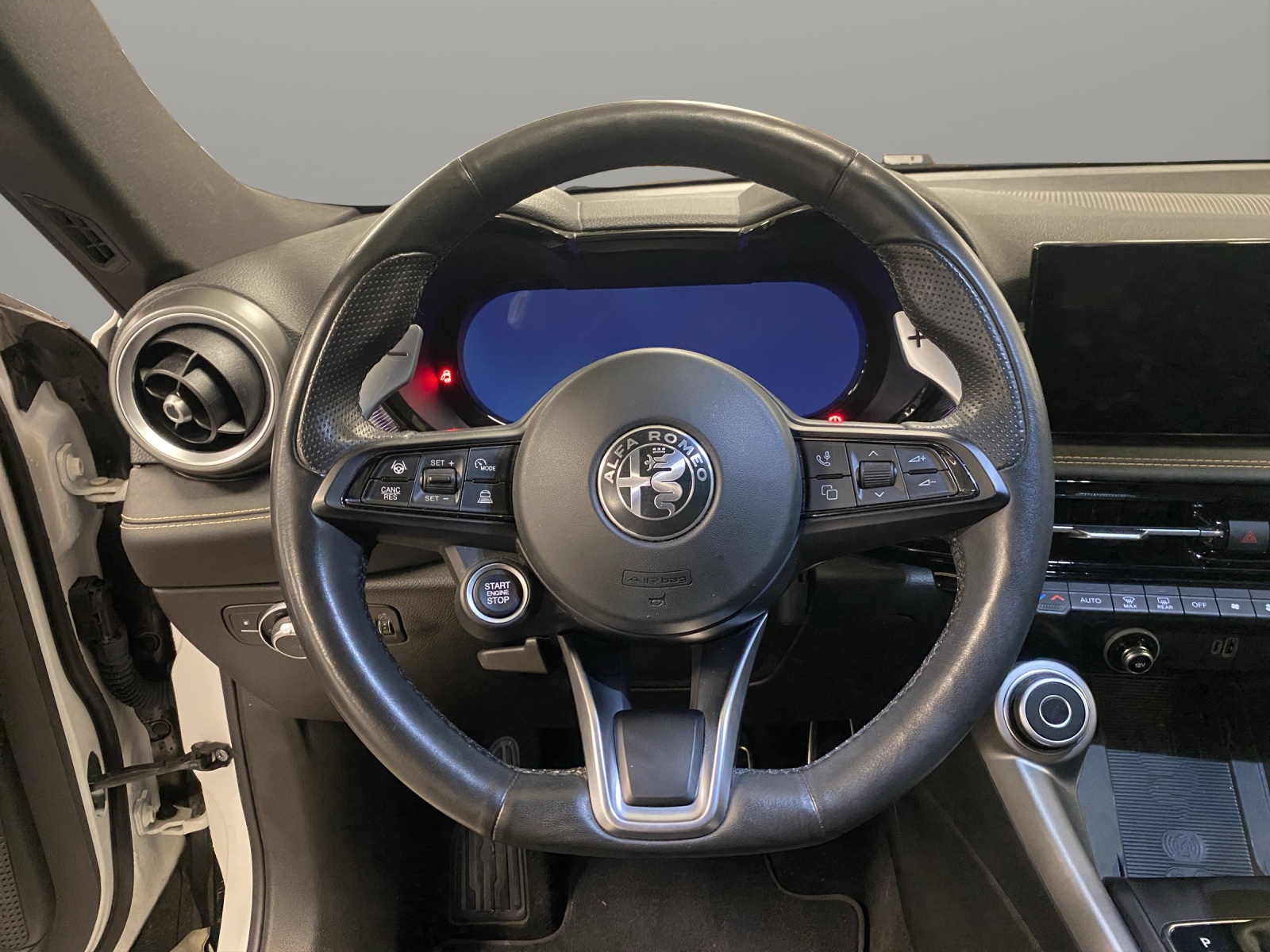 ALFA ROMEO TONALE 1.3 Ti Pack Premium-image-12