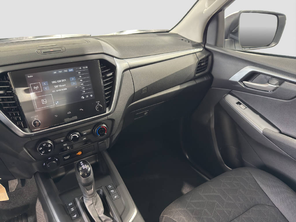 ISUZU D-Max Crew Pick-up 1.9 DDi N60 BB+ 4x4 Kipper Faba-image-9