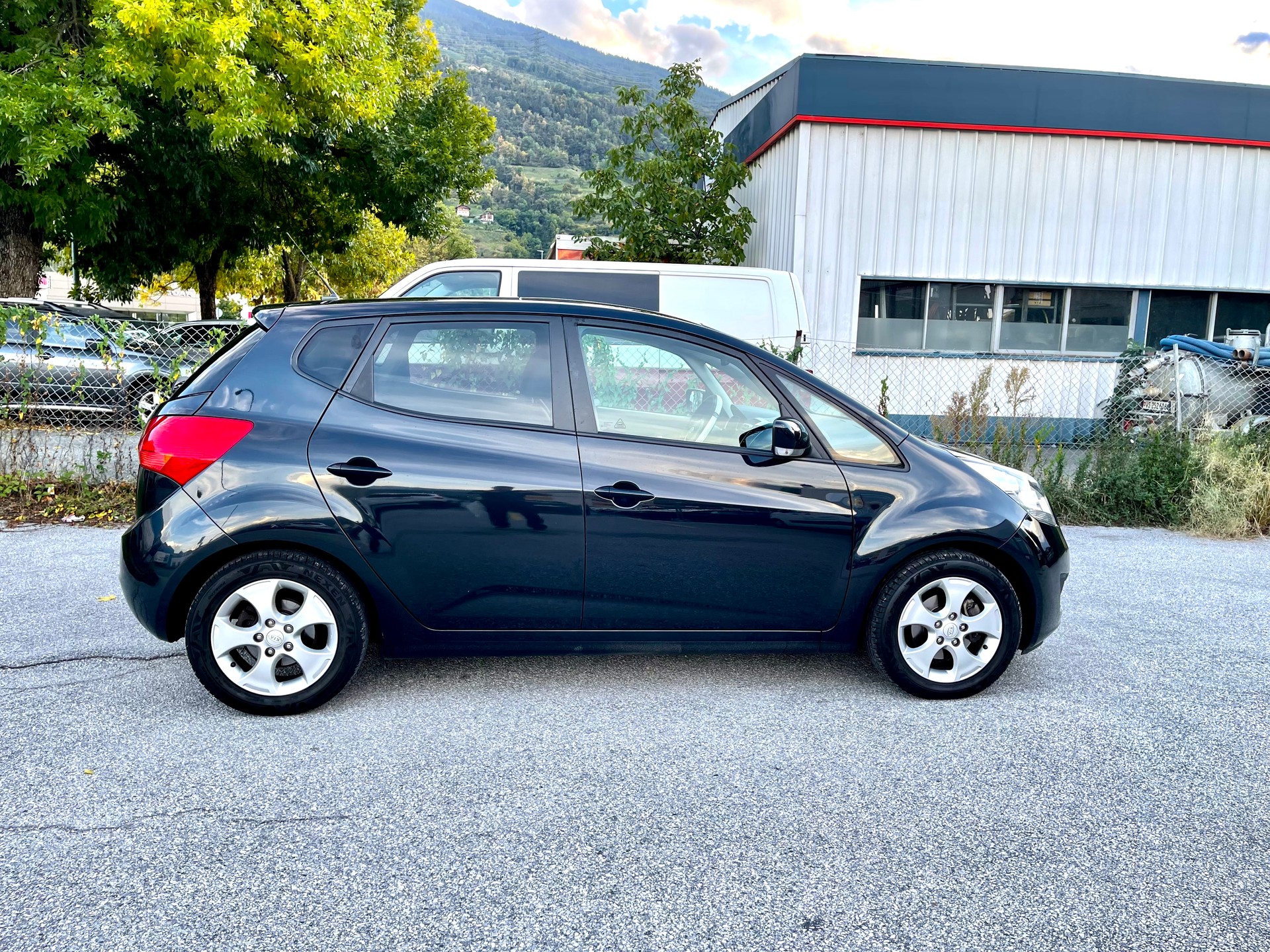 KIA Venga 1.6 CVVT Style Automatic-image-15