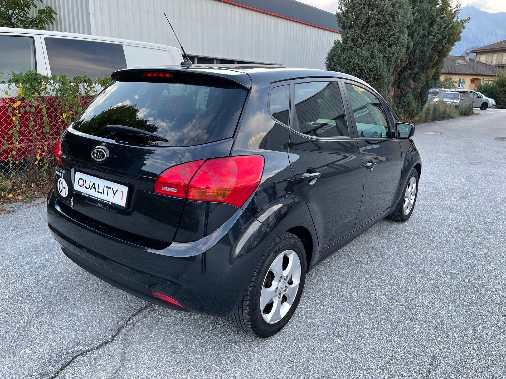 KIA Venga 1.6 CVVT Style Automatic-image-22