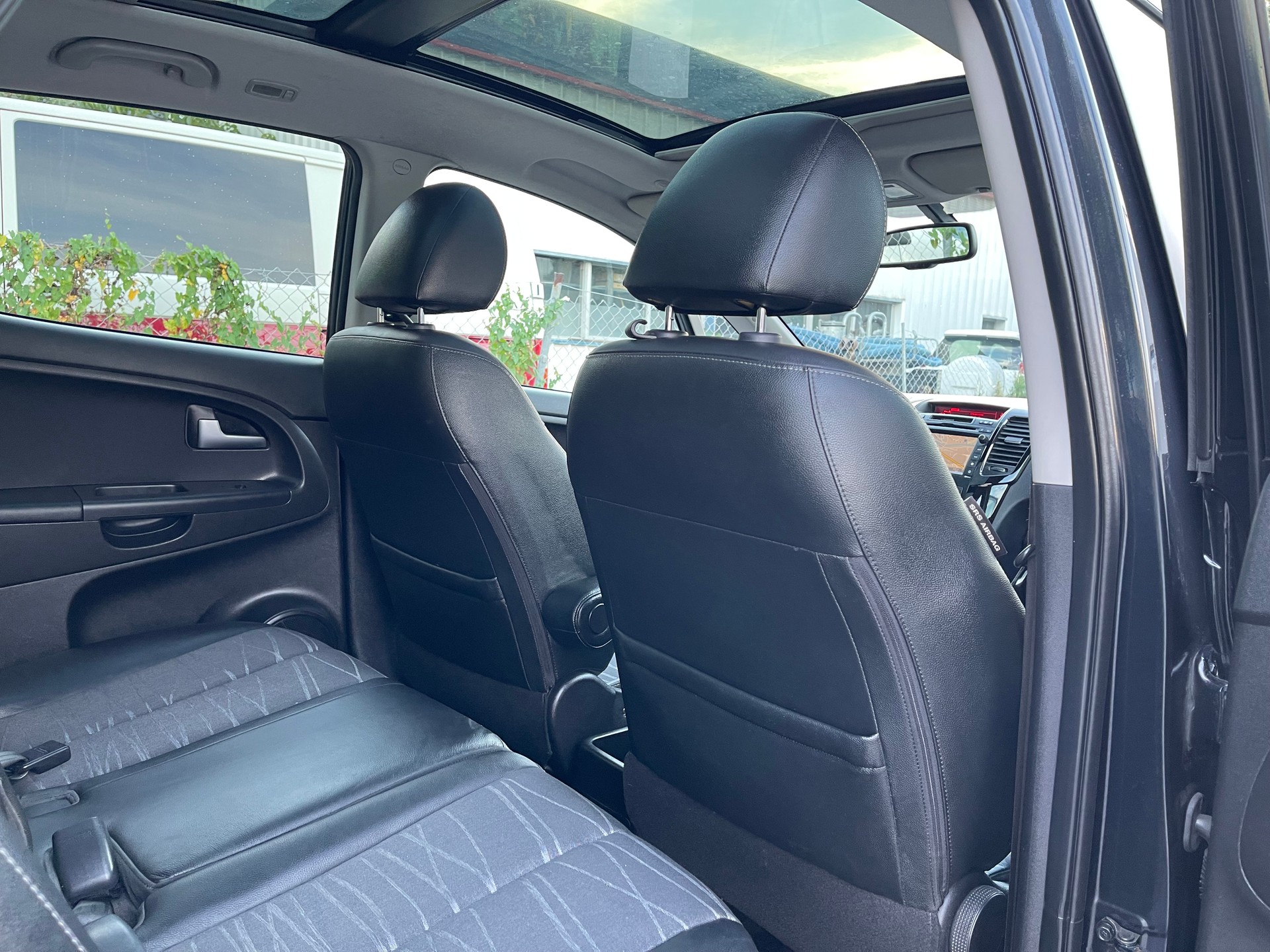 KIA Venga 1.6 CVVT Style Automatic-image-18