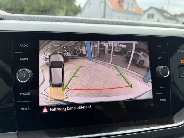 VW Taigo 1.0 TSI R-Line DSG-image-13