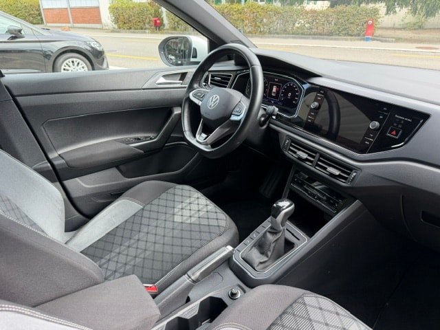 VW Taigo 1.0 TSI R-Line DSG-image-11