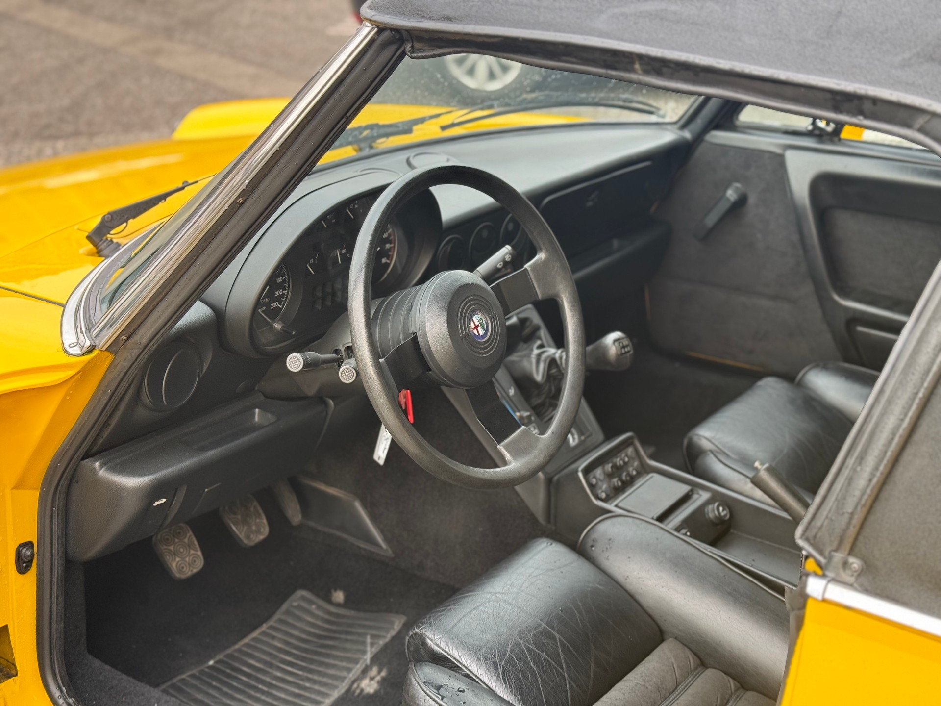 ALFA ROMEO Spider 2.0-image-9