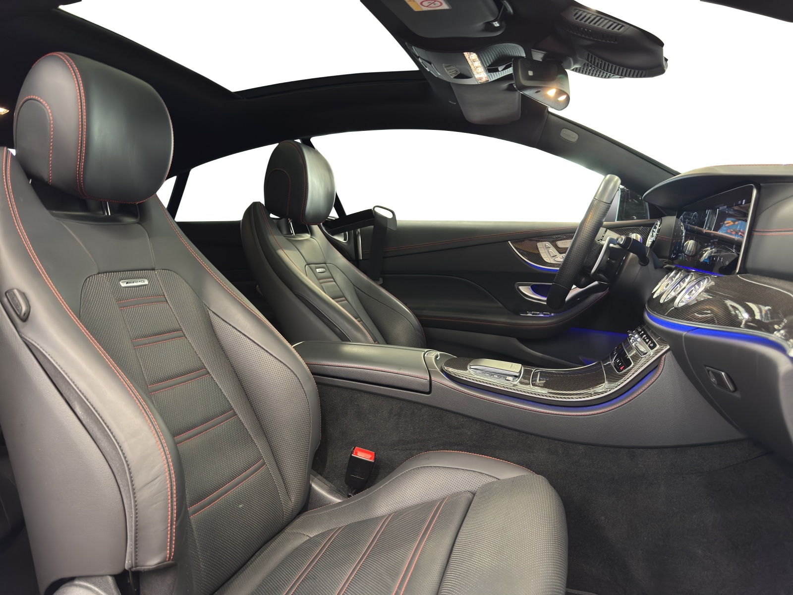 MERCEDES-BENZ E 53 Coupé AMG 4Matic+-image-16