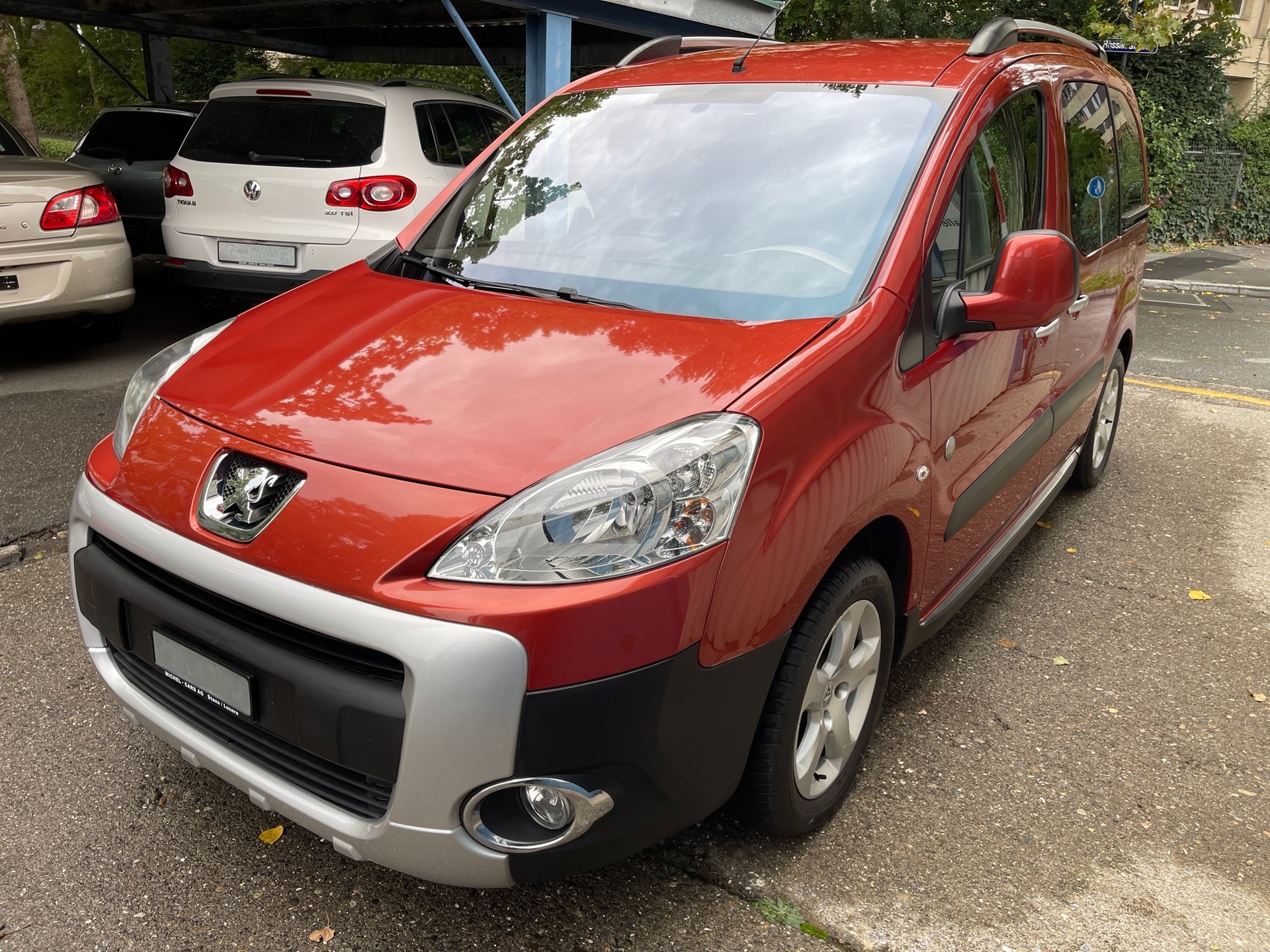 PEUGEOT Partner 1.6 Outdoor-image-0