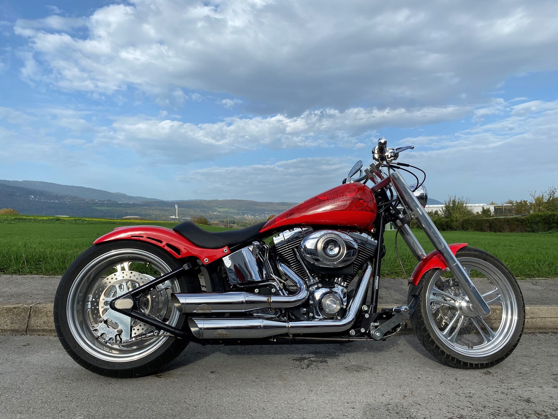 HARLEY-DAVIDSON FXSTCI Softail Custom-image-1