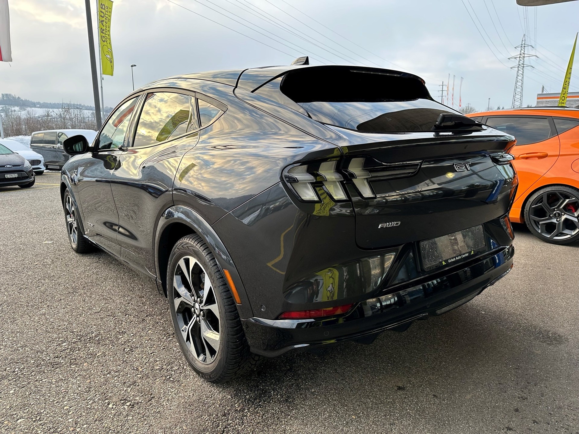 FORD Mustang MACH-E GT AWD 99 kWh-image-4