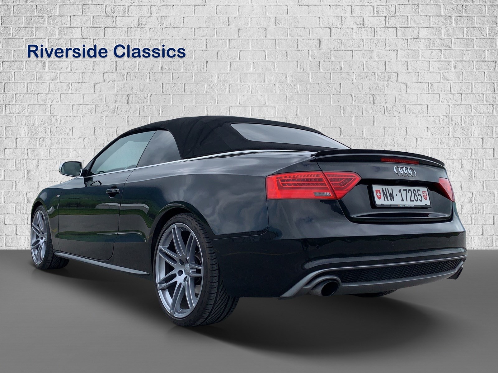 AUDI A5 Cabriolet 2.0 TFSI quattro S-tronic-image-4