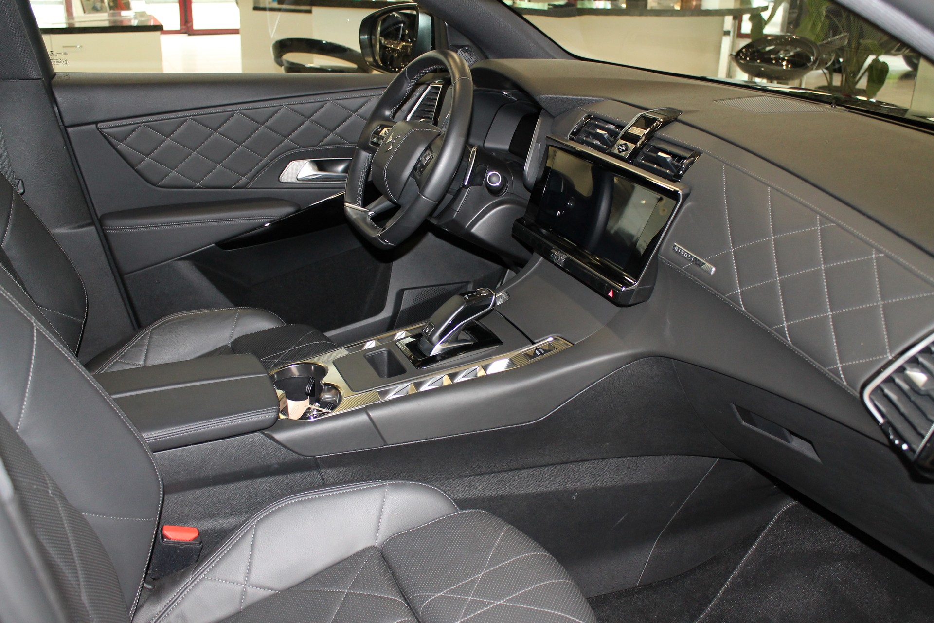 DS AUTOMOBILES DS 7 Crossback E-Tense 300 4x4 Rivoli-image-7