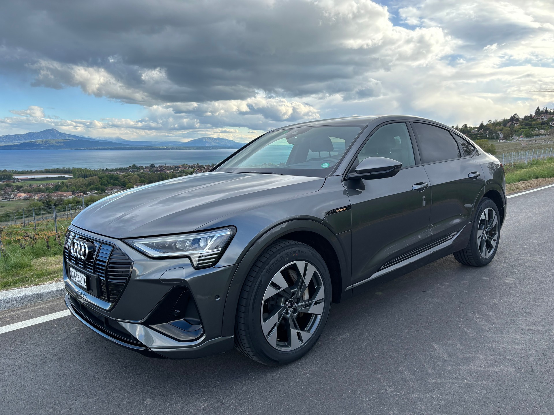 AUDI e-tron 50 Sportback S Line quattro-image-5