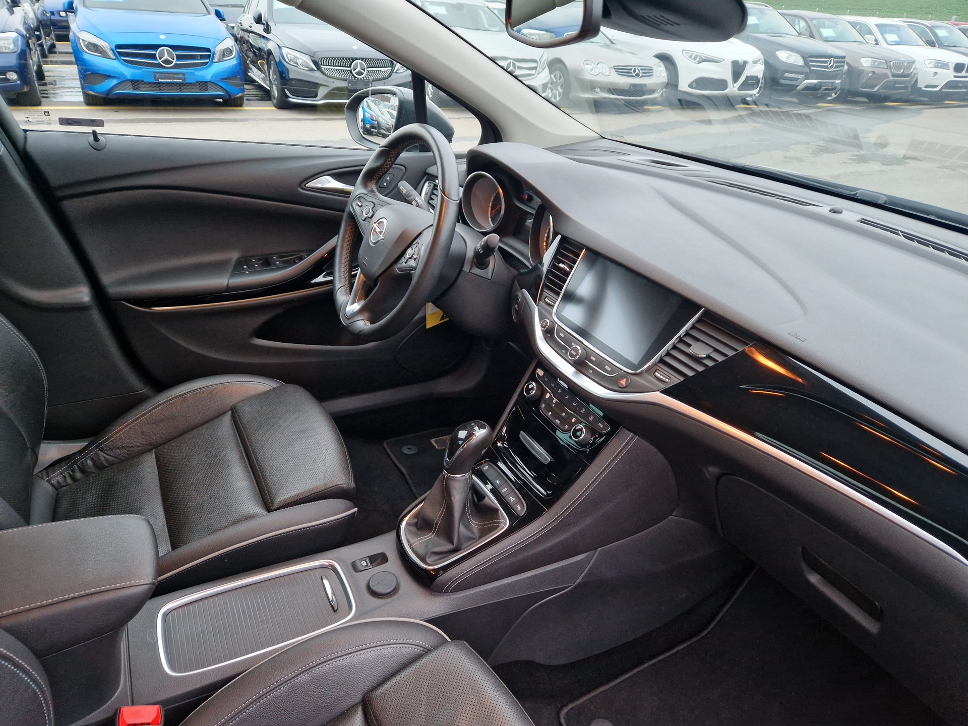OPEL Astra 1.6i Turbo Dynamic-image-2