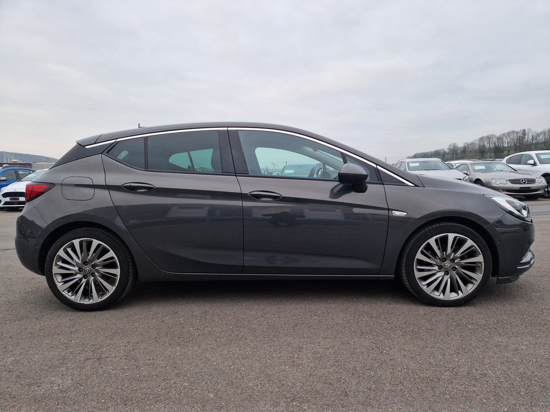 OPEL Astra 1.6i Turbo Dynamic-image-10