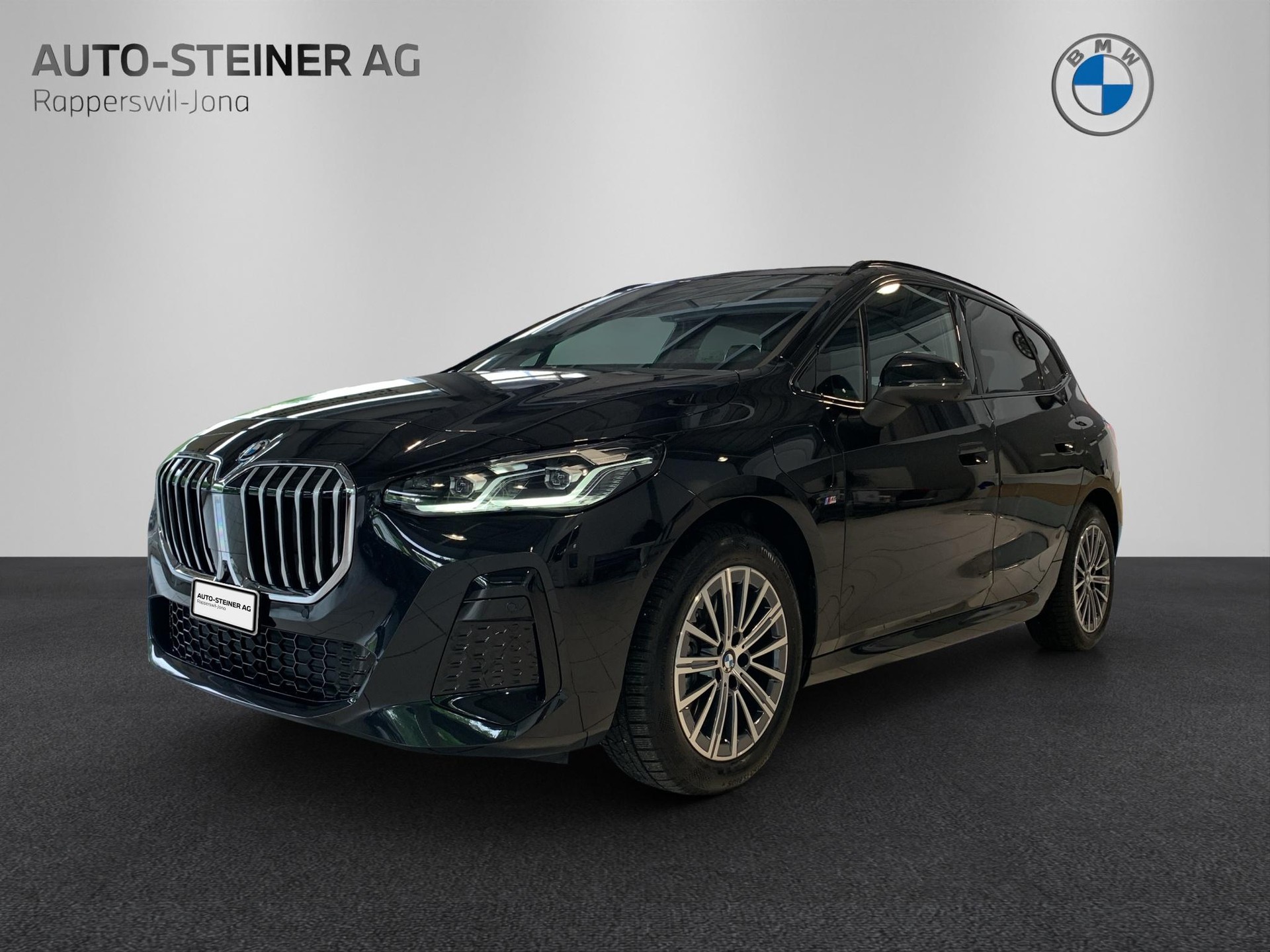 BMW 230e xDrive Active Tourer M Sport-image-0