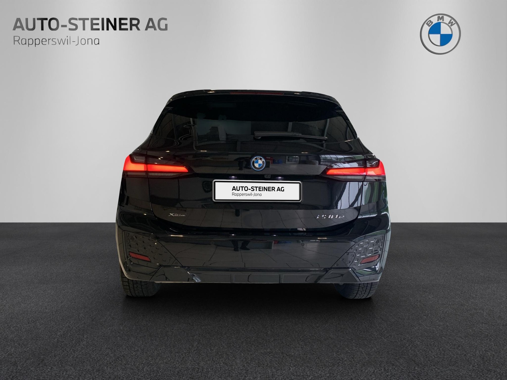 BMW 230e xDrive Active Tourer M Sport-image-3
