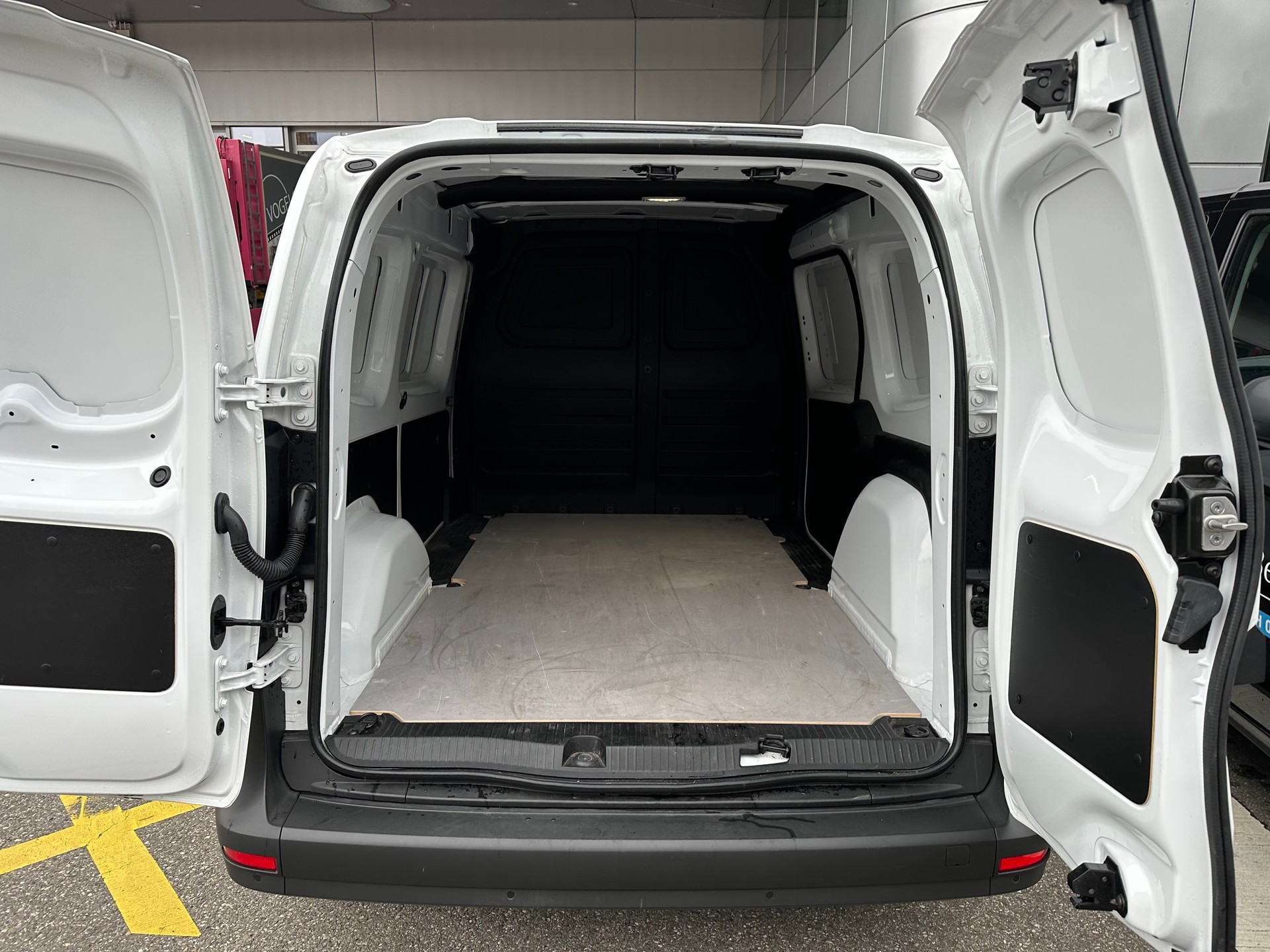 MERCEDES-BENZ Citan 110 CDI Pro Lang Aut.-image-3