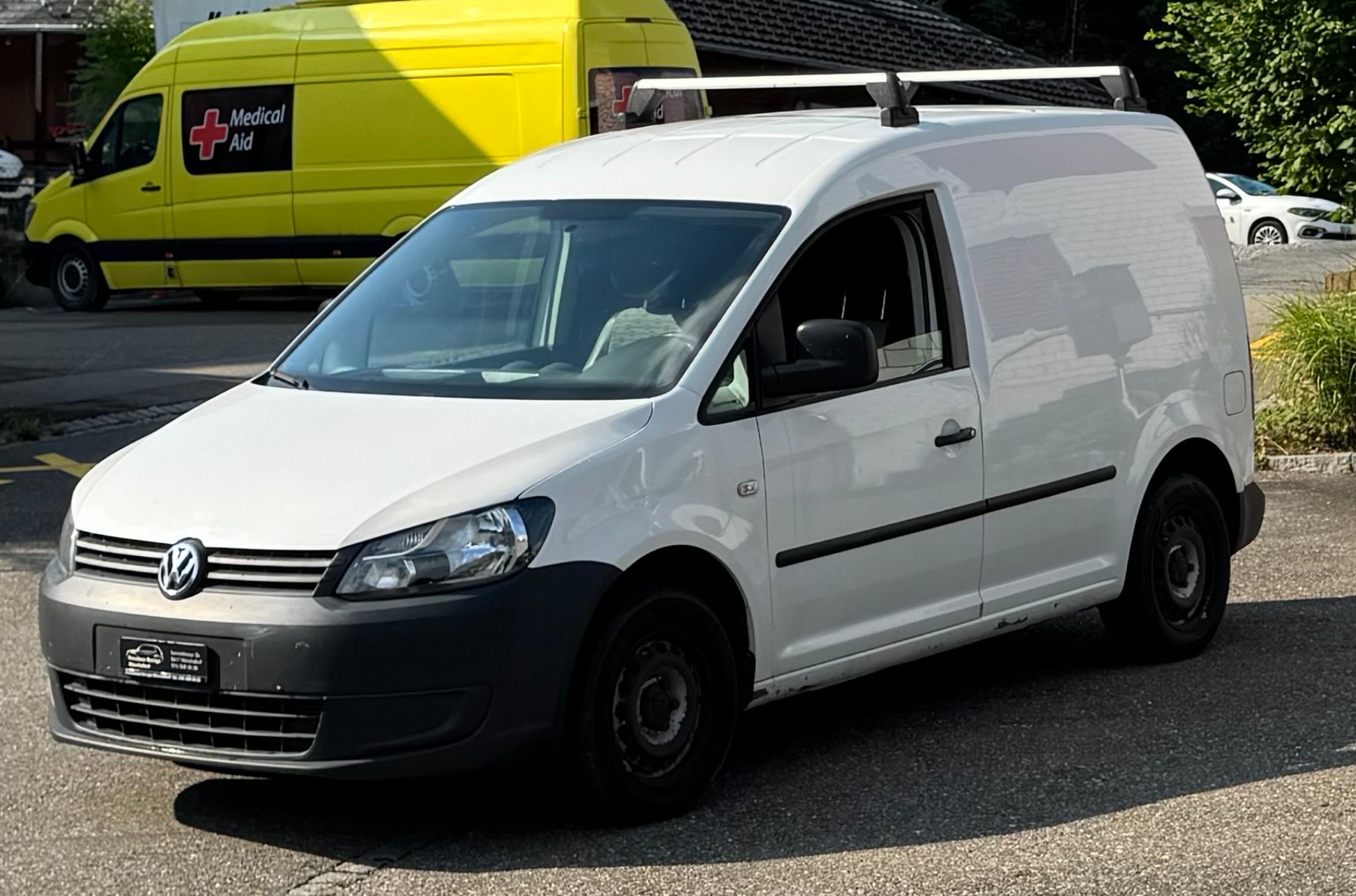 VW Caddy 1.6 TDI BlueMotion Technology-image-0