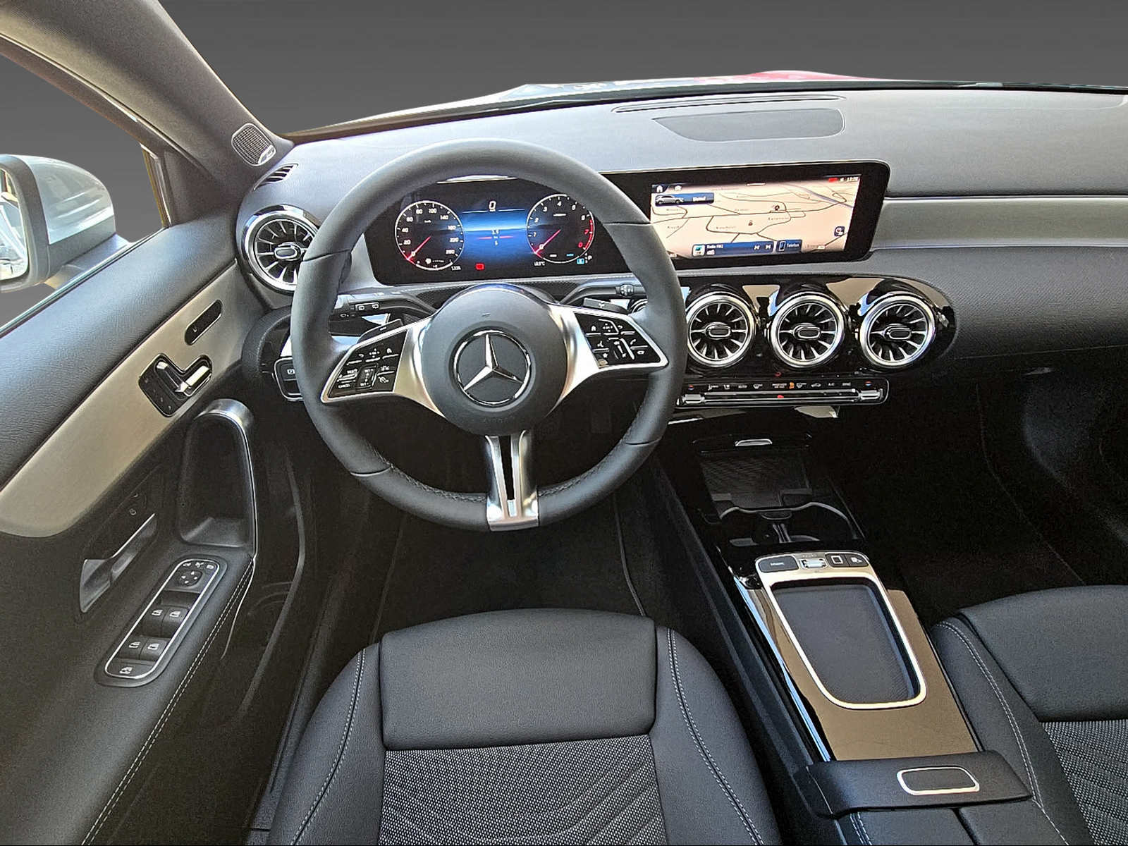 MERCEDES-BENZ A 250 4Matic 8G-DCT-image-6