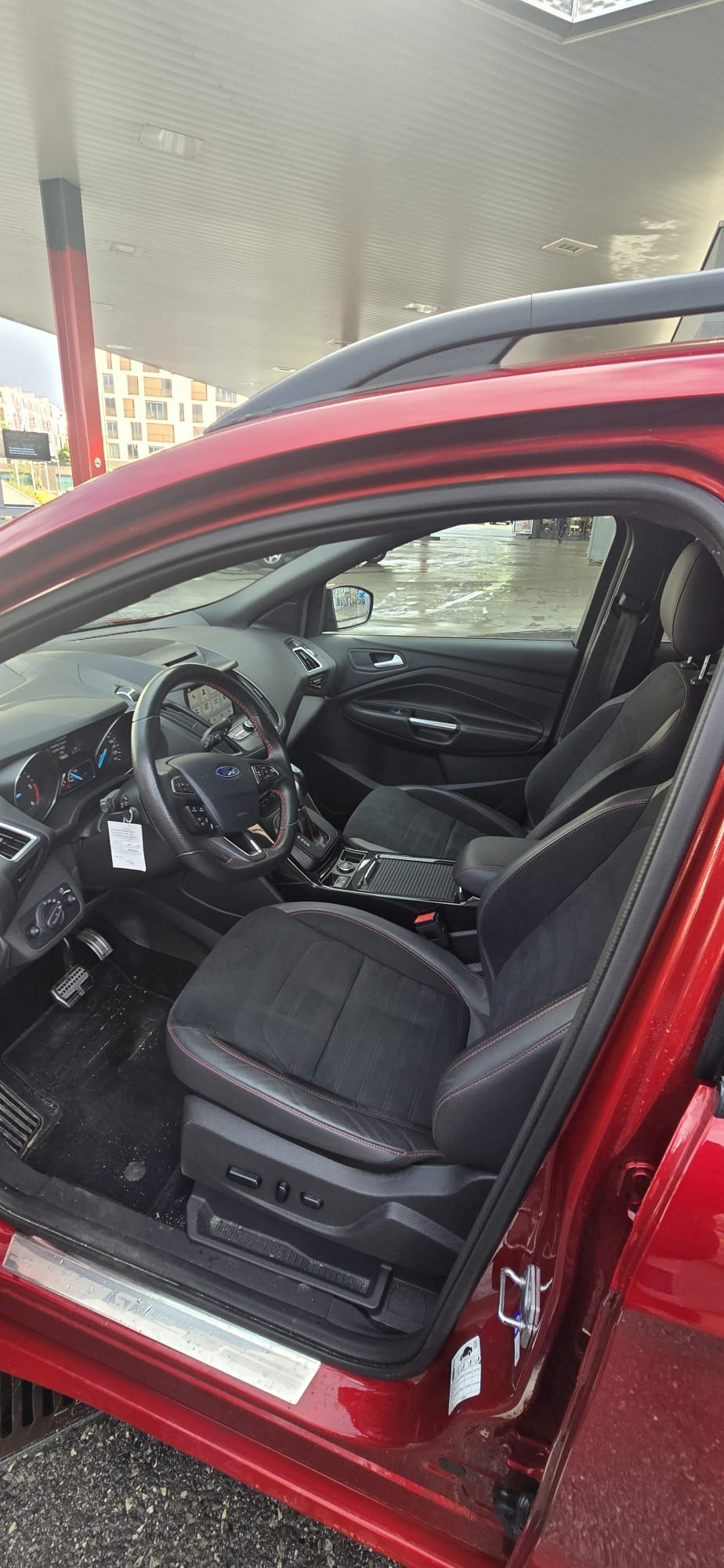 FORD Kuga 2.0 TDCi ST Line High 4WD PowerShift-image-9