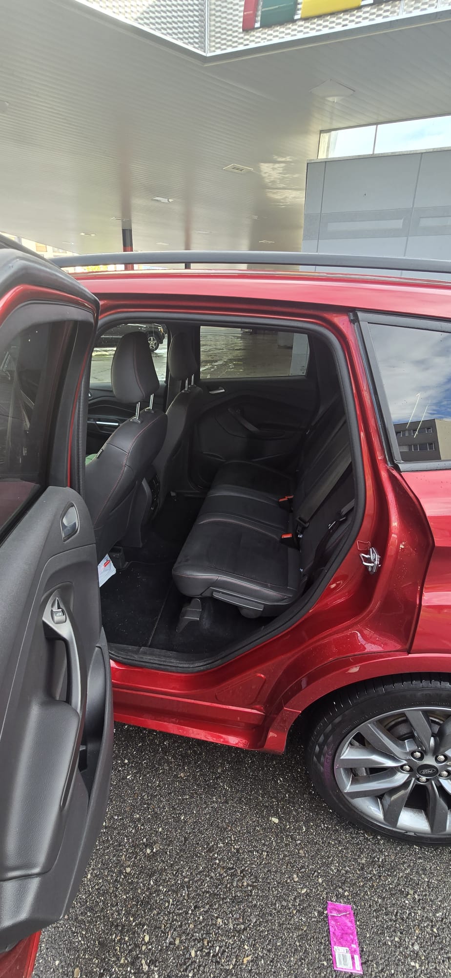 FORD Kuga 2.0 TDCi ST Line High 4WD PowerShift-image-8