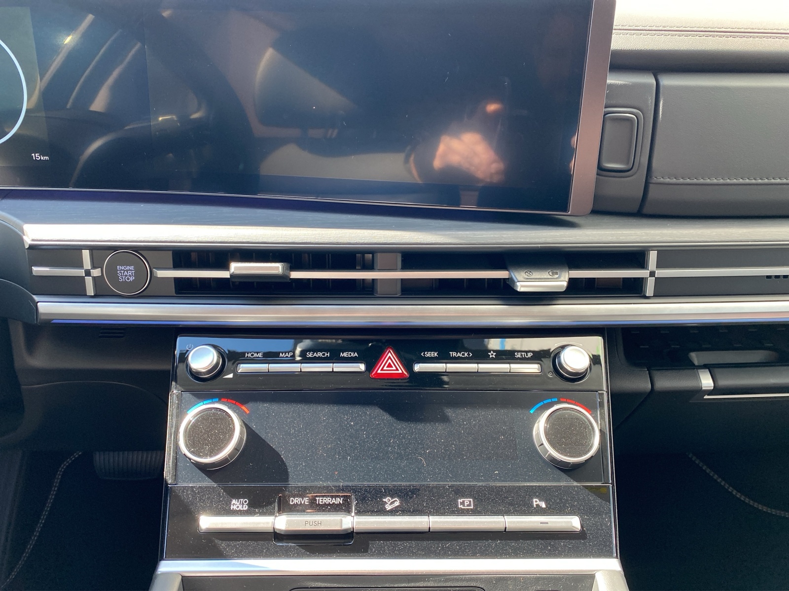 HYUNDAI Santa Fe 1.6 T-GDi HEV Vertex-image-14