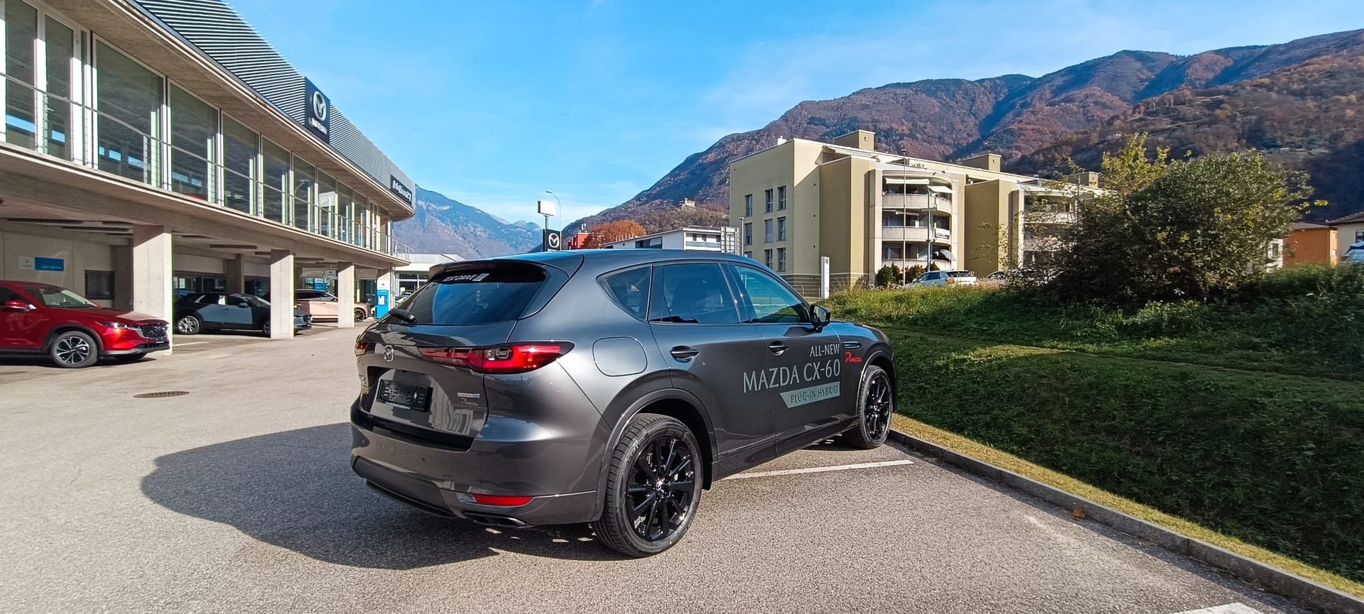 MAZDA CX-60 e-Skyactiv PHEV 327 AWD Homura-image-2