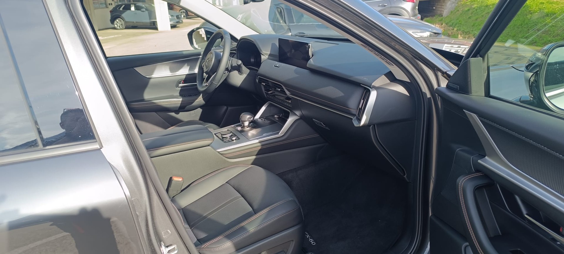 MAZDA CX-60 e-Skyactiv PHEV 327 AWD Homura-image-7