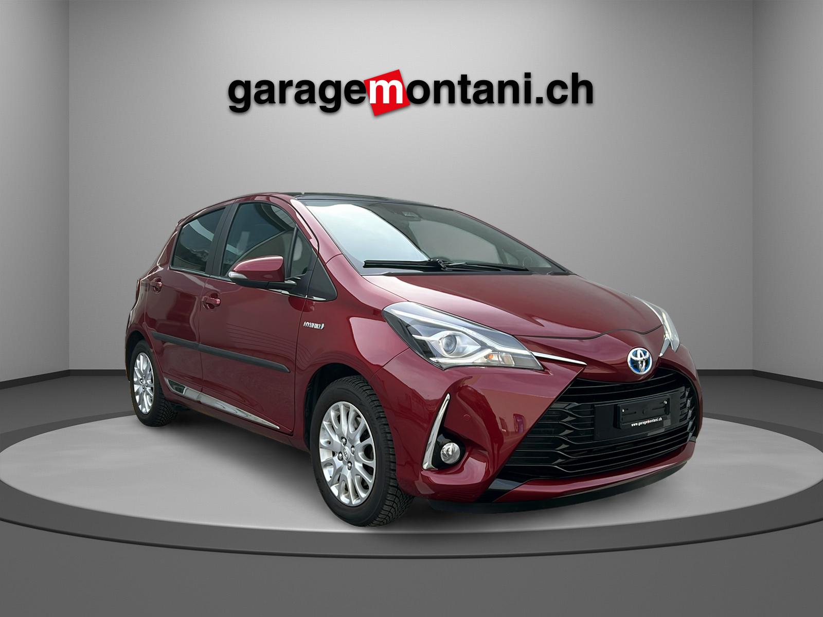 TOYOTA Yaris 1.5 VVT-i HSD Premium-image-1