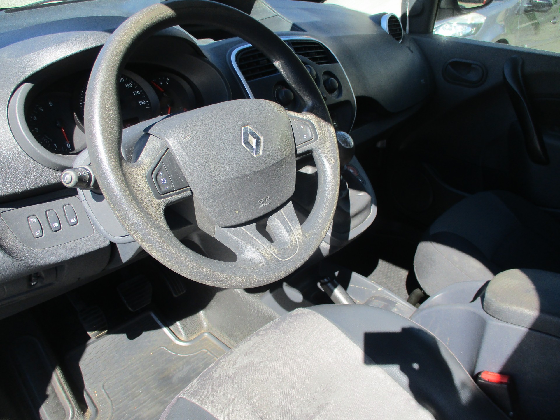 RENAULT Kangoo Medium dCi 95 ENERGY Business-image-6