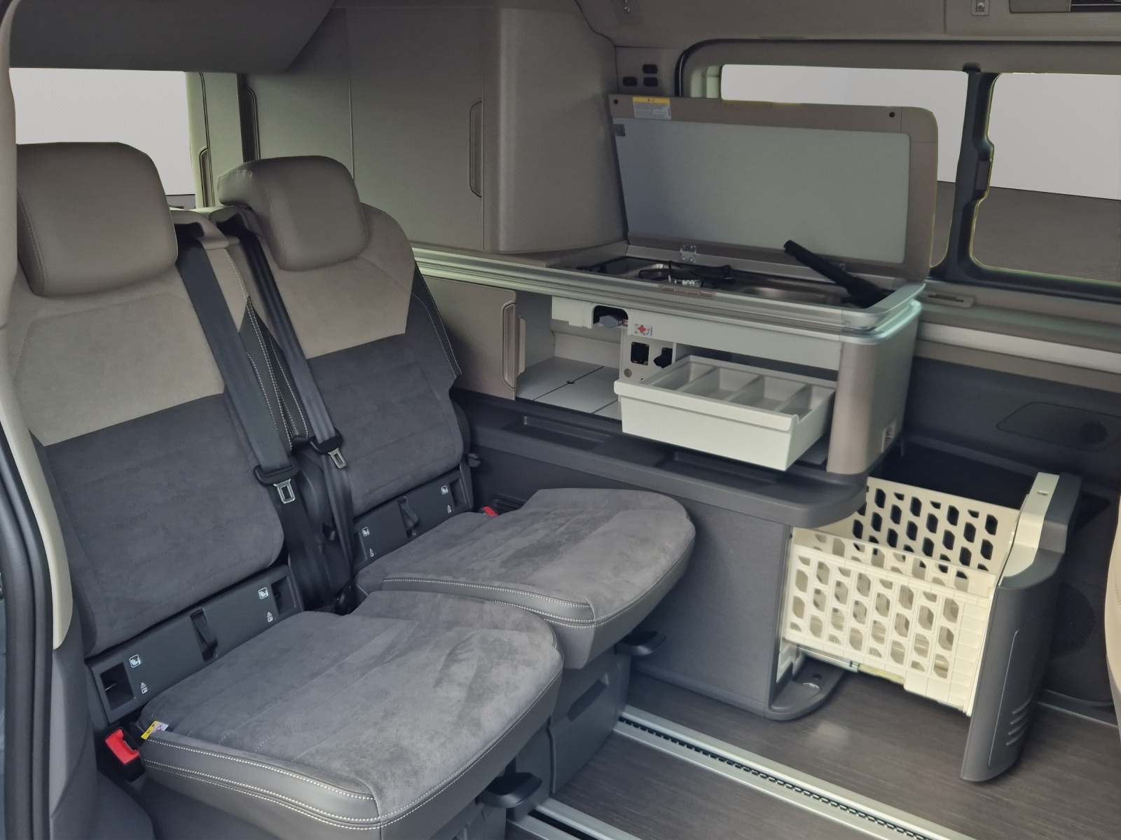 VW VW NewCalifornia Ocean Liberty-image-8