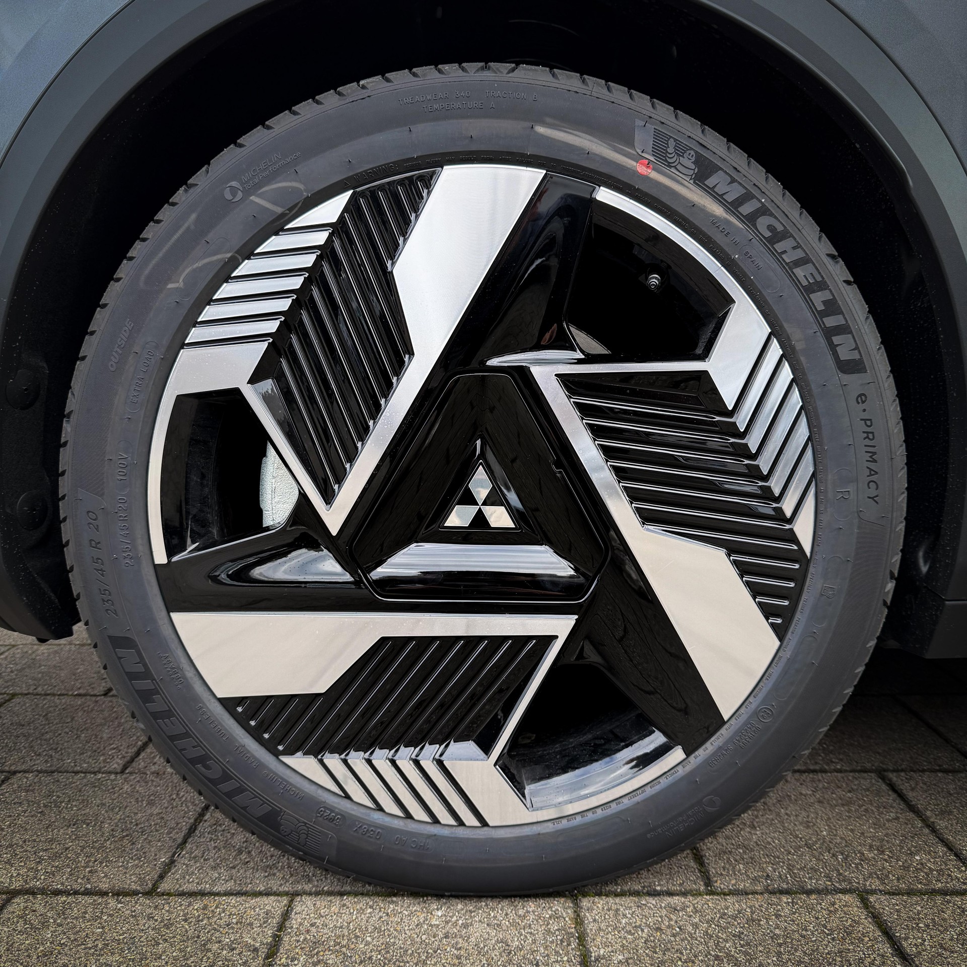 MITSUBISHI Eclipse Cross Instyle-image-2
