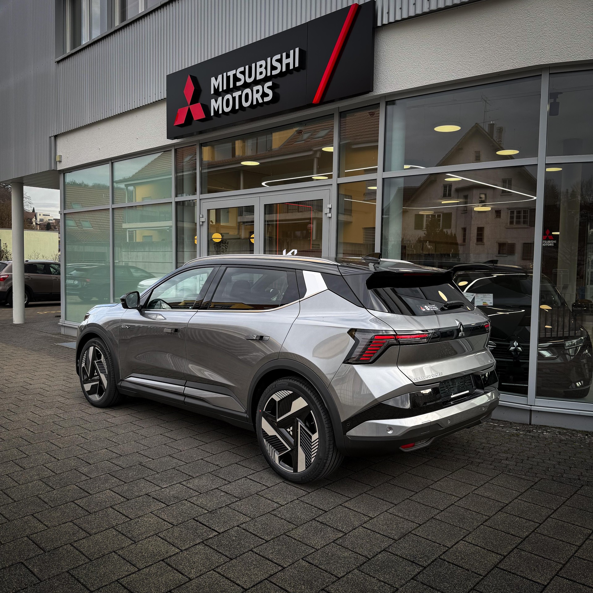 MITSUBISHI Eclipse Cross Instyle-image-1