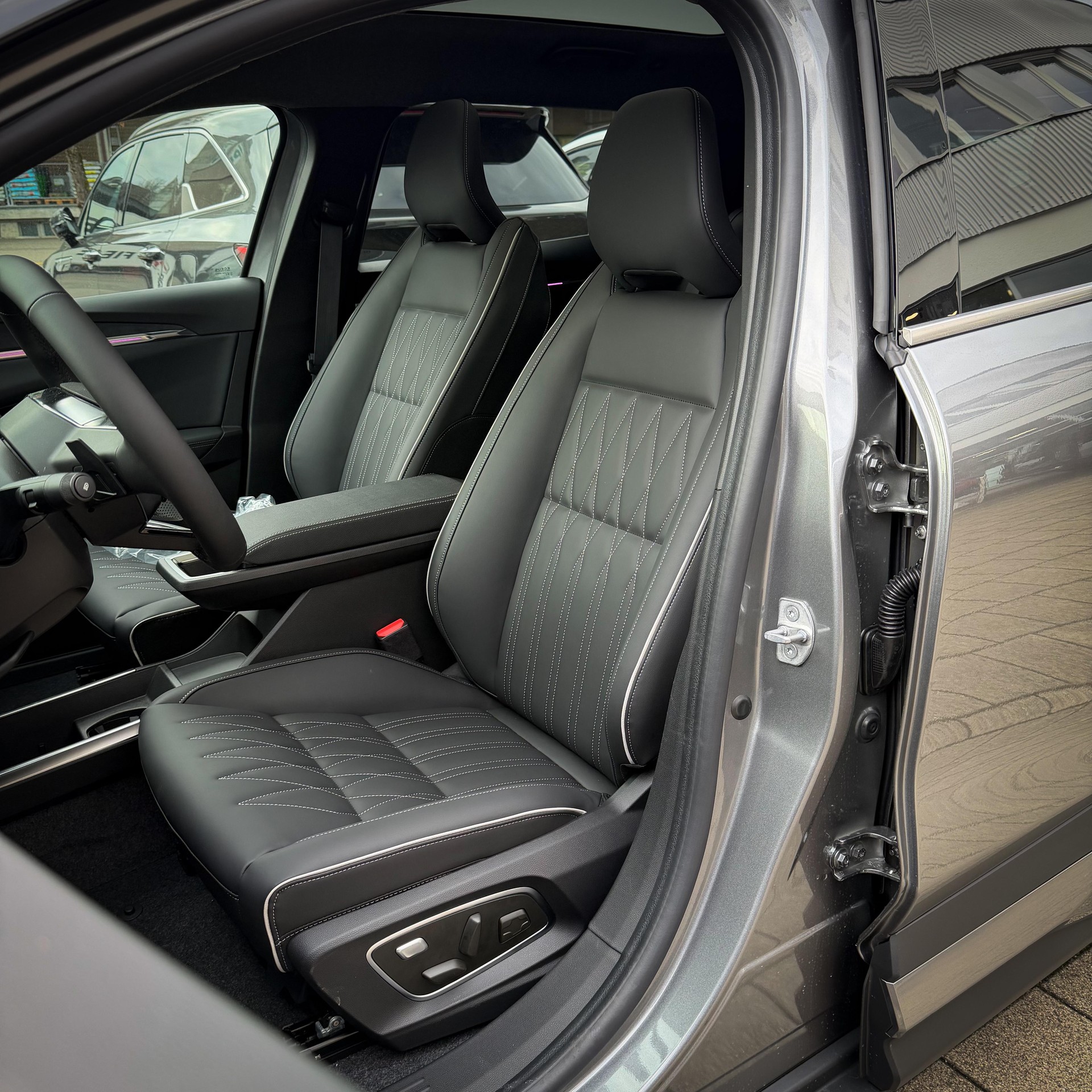 MITSUBISHI Eclipse Cross Instyle-image-12