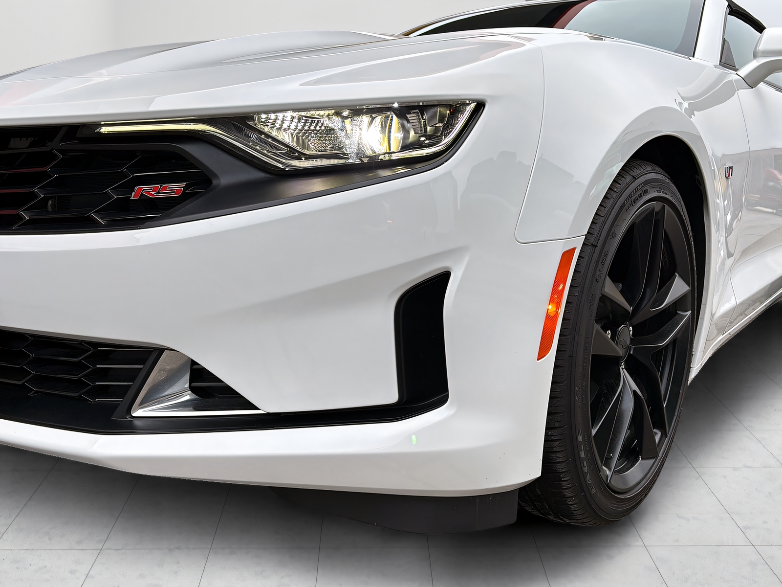 CHEVROLET Camaro 2.0L DI I4 Turbo 2LT Convertible-image-2