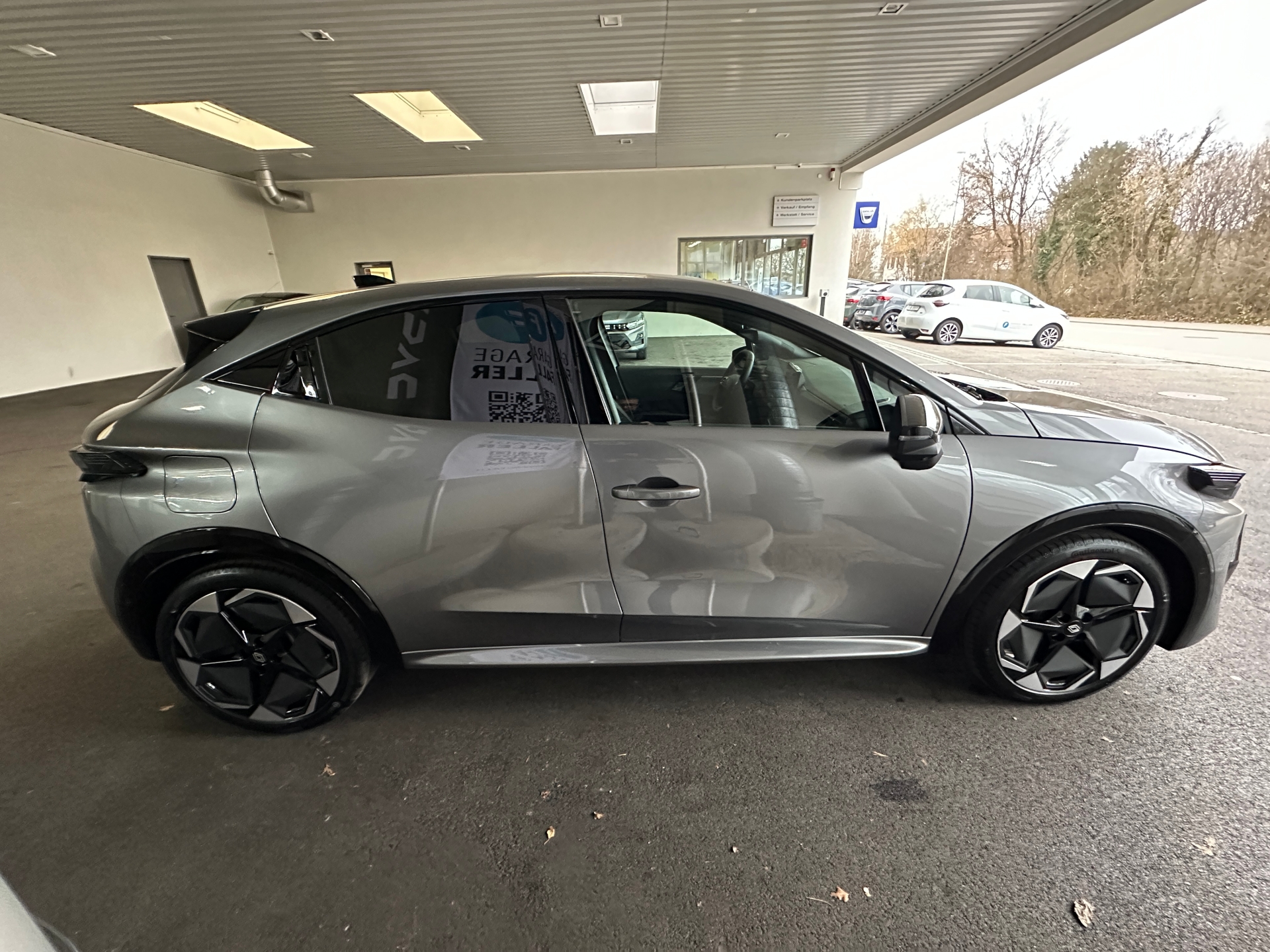 RENAULT Clio 1.8 E-Tech techno-image-5