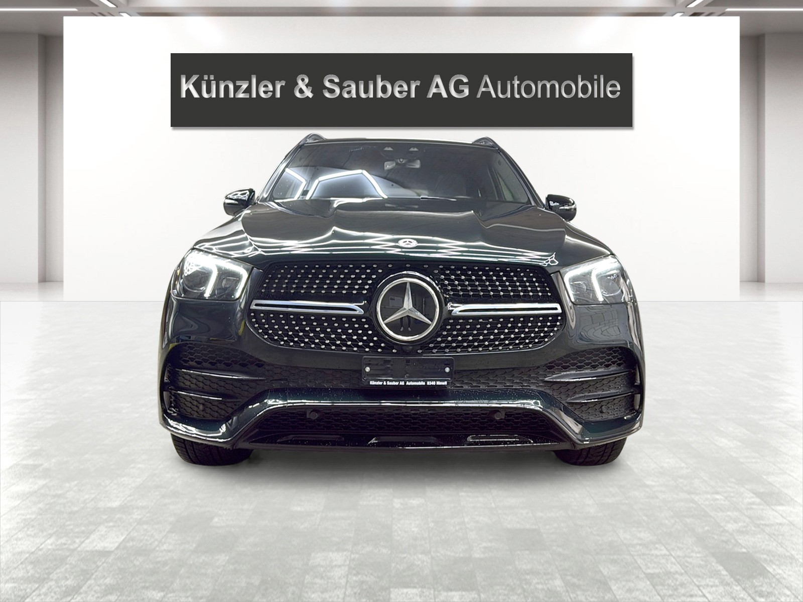 MERCEDES-BENZ GLE 450 4Matic AMG Line 9G-Tronic-image-4